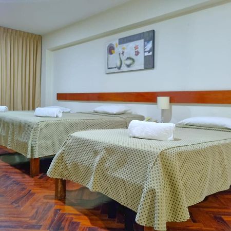 Hostal Solari Trujillo Bagian luar foto