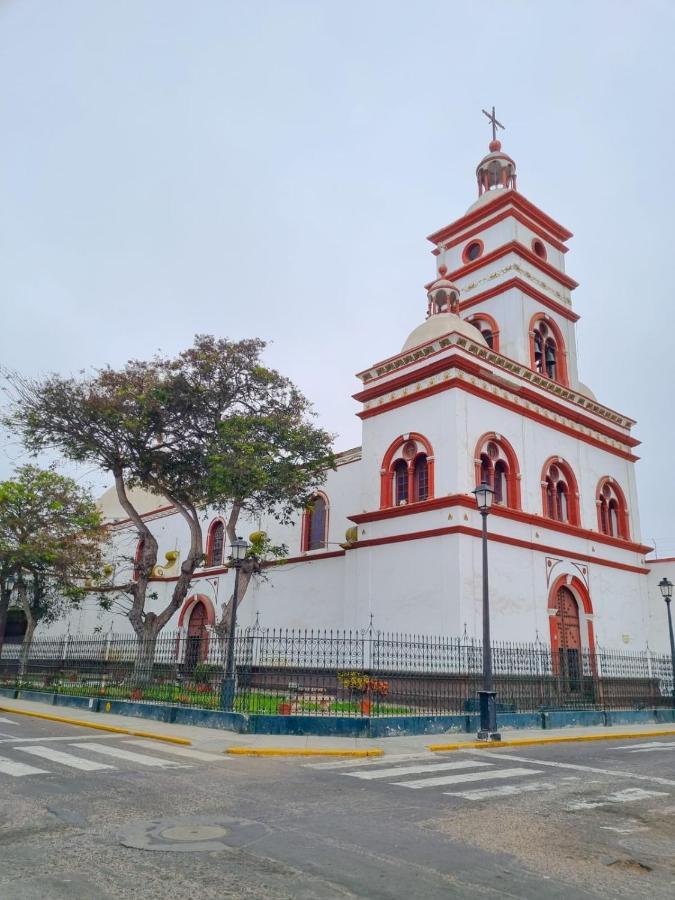 Hostal Solari Trujillo Bagian luar foto